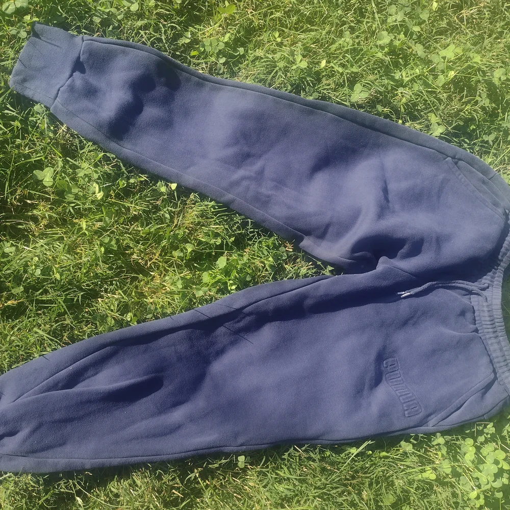 PUMA Navy Blue Hoodie and Sweatpants Set - Picture 6 of 9